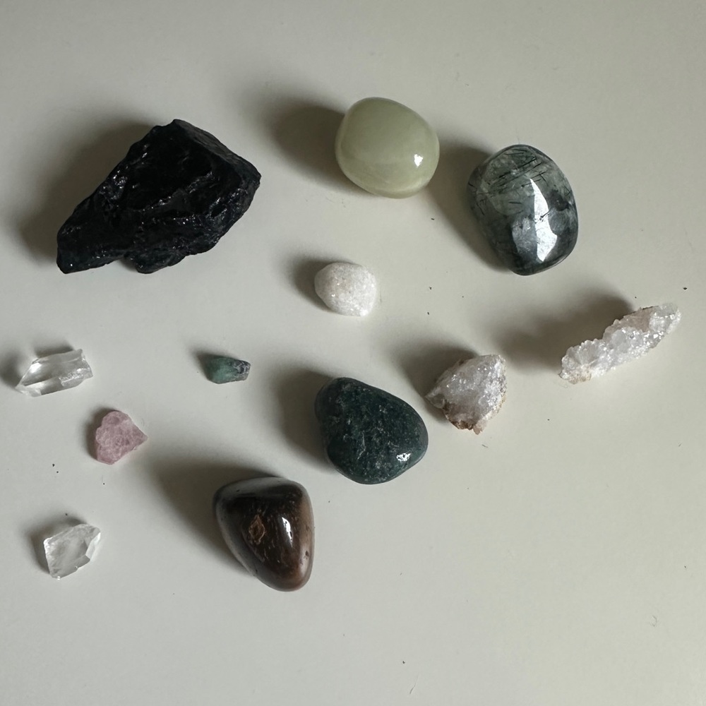 Assorted bundle of crystals